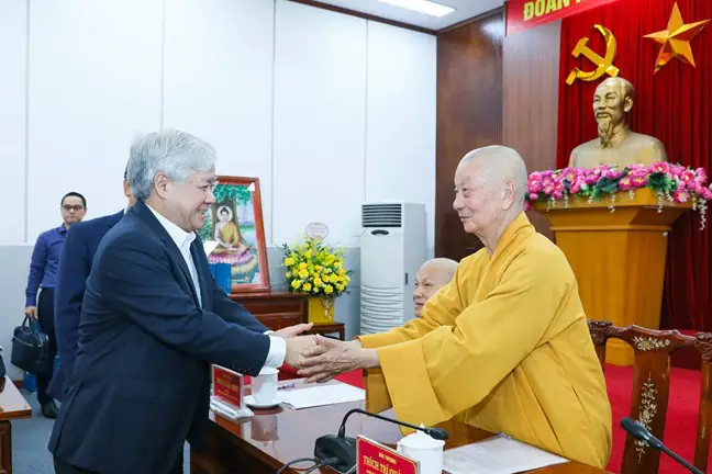 10 Điều Phật Dạy Về Tĩnh Tâm Để Thành Công