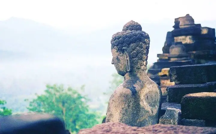 Đức Phật Chỉ Dạy 16 Điều Cần Ghi Nhớ Trong Việc Thuyết Giảng Phật Pháp