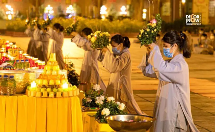 Phong Tục Tập Quán