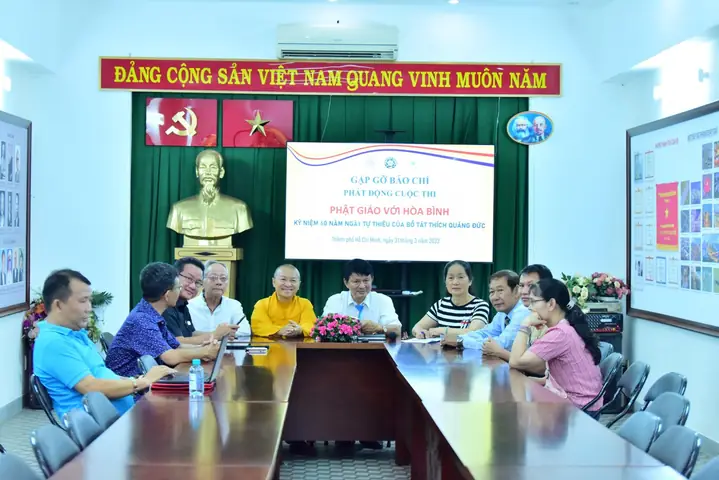 Phất Động Cuộc Thi Ảnh Phật Giáo Với Hòa Bình