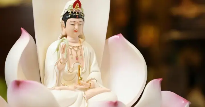 Ý Nghĩa Và Vai Trò Của Quan Âm Bồ Tát