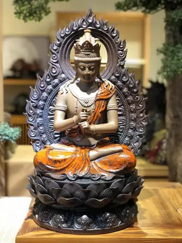 What Are The Characteristics Of The Image Of The Great Japanese Buddha?