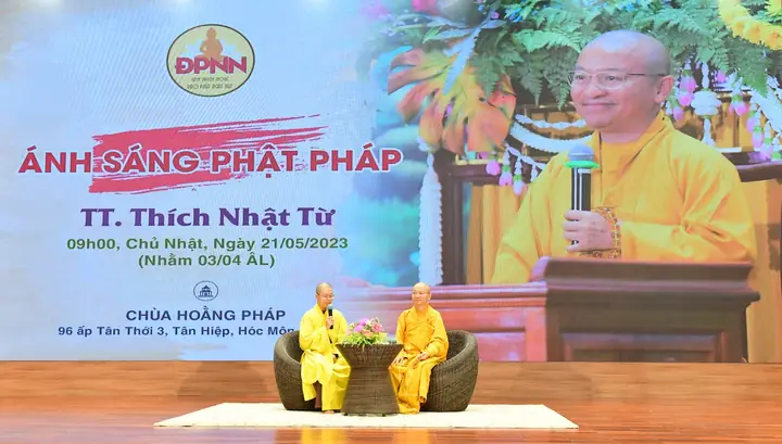 Ánh Sáng Phật Pháp Chùa Hoằng Pháp