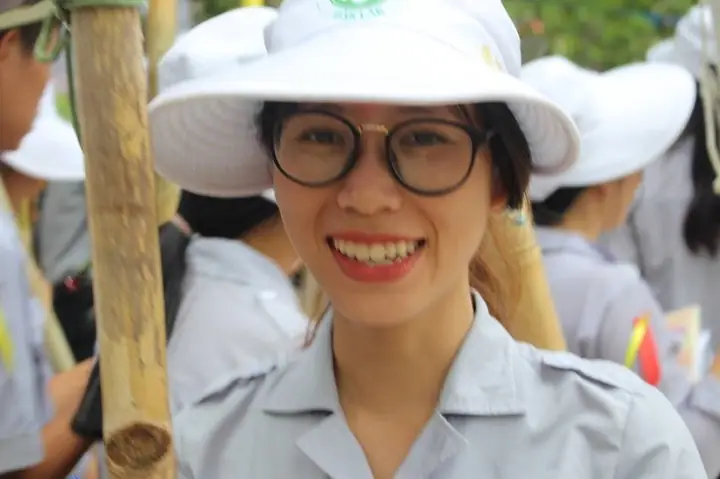 Áo Lam Gia Đình Phật Tử