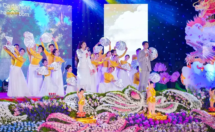 Bài 1: Vạn Con Tim Cùng Hát Mừng Đức Phật Đản Sinh