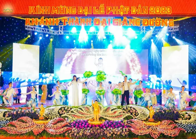 Bài 1: Vạn Con Tim Cùng Hát Mừng Đức Phật Đản Sinh