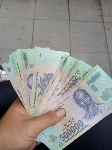 Tiền Là Tiên Là Phật Là Sức Bật Của Lò Xo Là Thước..