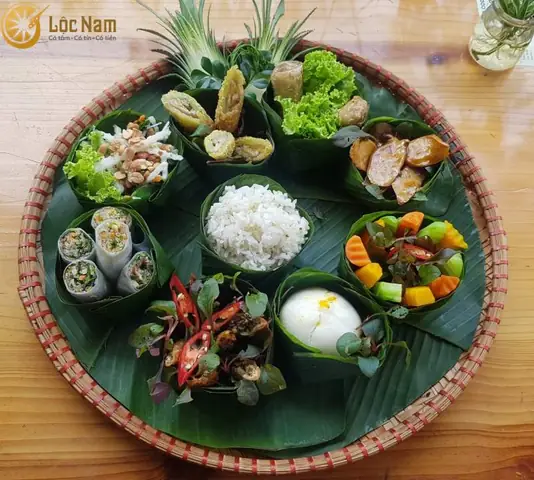 Sắm Lễ Cúng Quan Thế Âm Bồ Tát Tại Nhà