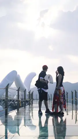 Bàn Tay Phật Ngọc Thái Hồng Tiên Thủ Trung Quốc Trong Ảnh Check-in Của Du Khách