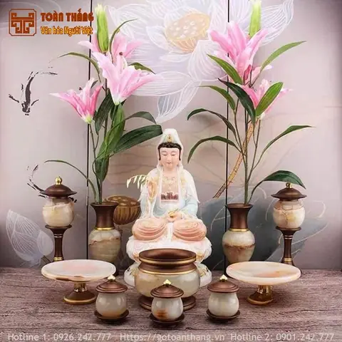 Bàn Thờ Phật Quan Âm Gồm Những Gì? Cách Bày Trí Chuẩn