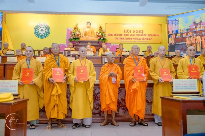 Giáo Hội Công Bố Nhân Sự Ban Trị Sự Phật Giáo Các Tỉnh Thành Phía Nam Sau Sáp Nhập