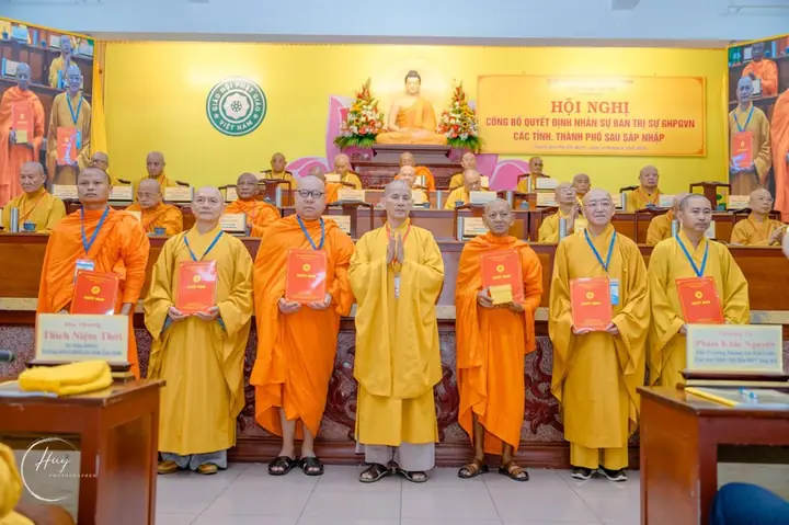 Giáo Hội Công Bố Nhân Sự Ban Trị Sự Phật Giáo Các Tỉnh Thành Phía Nam Sau Sáp Nhập