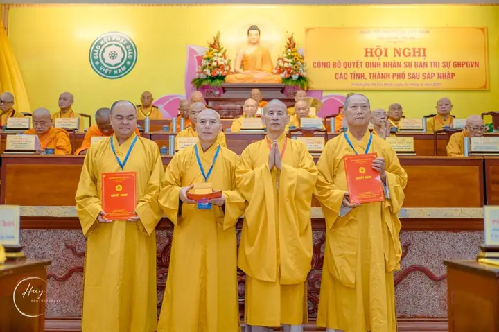 Giáo Hội Công Bố Nhân Sự Ban Trị Sự Phật Giáo Các Tỉnh Thành Phía Nam Sau Sáp Nhập