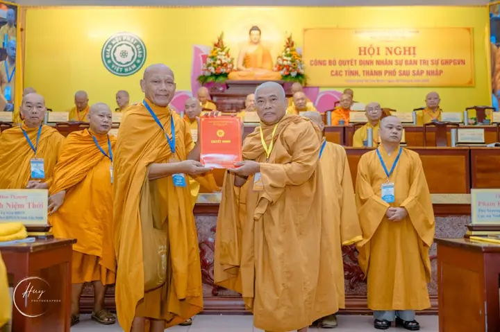Giáo Hội Công Bố Nhân Sự Ban Trị Sự Phật Giáo Các Tỉnh Thành Phía Nam Sau Sáp Nhập