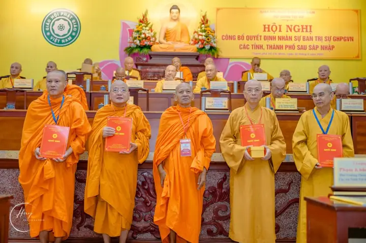 Giáo Hội Công Bố Nhân Sự Ban Trị Sự Phật Giáo Các Tỉnh Thành Phía Nam Sau Sáp Nhập