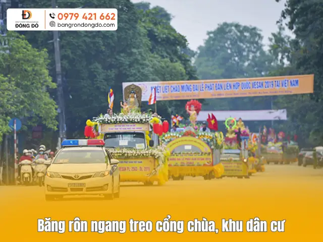Băng Rôn Ngang Treo Cổng Chùa, Khu Dân Cư