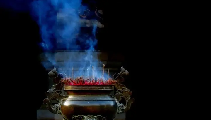 Có Nên “bốc” Bát Hương? | Giác Ngộ Online