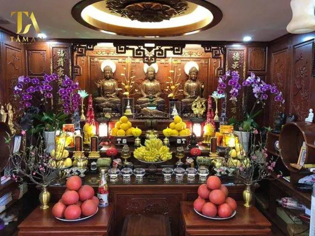 Sắp Xếp, Trang Trí Bàn Thờ Phật Ngày Tết Như Nào Để Rước Tài Lộc, May Mắn?