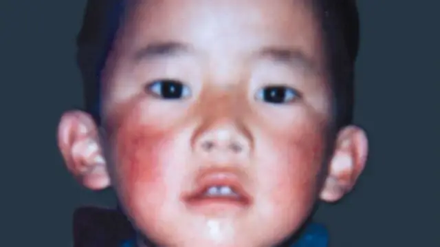 Bí Ẩn Phật Giáo Tây Tạng: Khám Phá Biểu Tượng Và Thủ Ấn