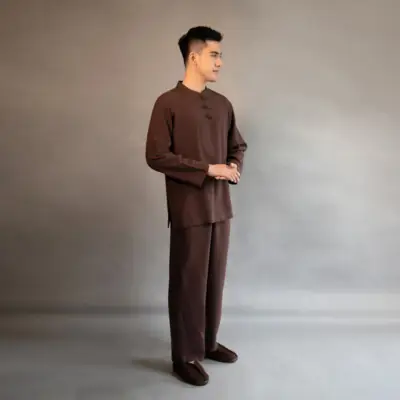Bộ Cư Sĩ Nam Cổ Trụ Tay Dài Vải Linen, Màu Nâu Đen, Nhiều Size