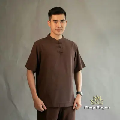 Alternative View Of Bộ Cư Sĩ Nam Cổ Trụ Tay Ngắn Vải Linen, Màu Nâu Đen, Nhiều Size