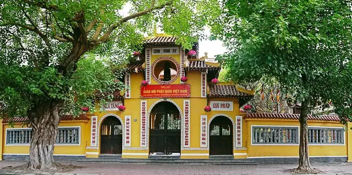 Trước Khi Hành Lễ