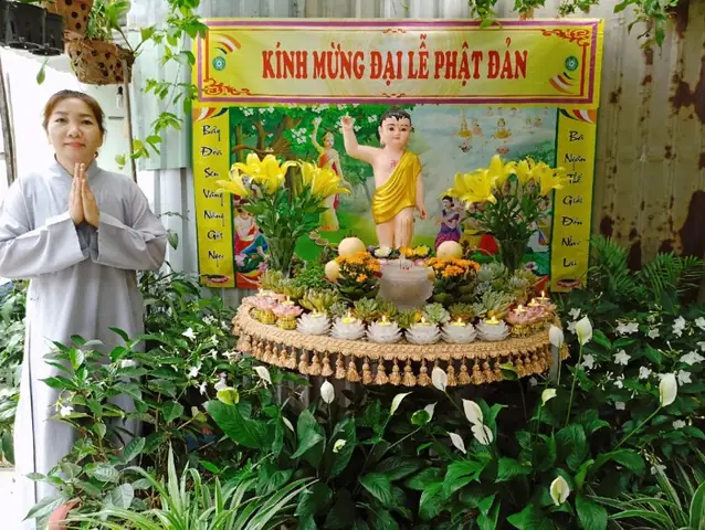 Gợi Ý Cách Trang Trí Lễ Đài Phật Đản Tại Nhà Đơn Giản