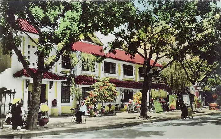 Cải Lương Phật Chuẩn Đề: Nghệ Thuật Ca Hát Và Giáo Lý Từ Bi