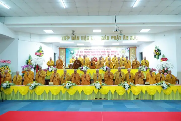 Tp.hcm: Lễ Tốt Nghiệp Cao Đẳng Phật Học Khóa 8 & Khai Giảng Trung Cấp Phật Học Khóa 16