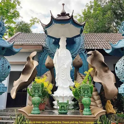 Câu Đối Thiền Môn - Thơ Ca - Trang Nhà Quảng Đức