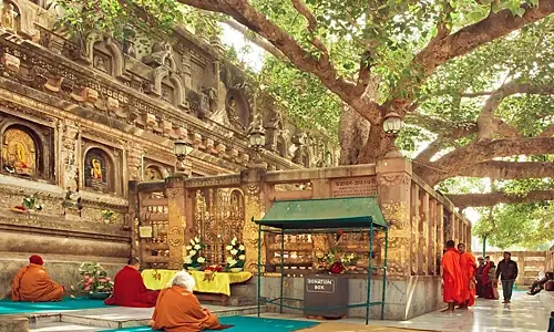 Thánh Địa Bodh Gaya - Nơi Đức Phật Thành Đạo - Báo Vnexpress ...