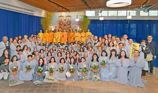 Sống Tỉnh Thức Và An Lạc: Hành Trình Từ Pháp Giảng Đến Thực Hành