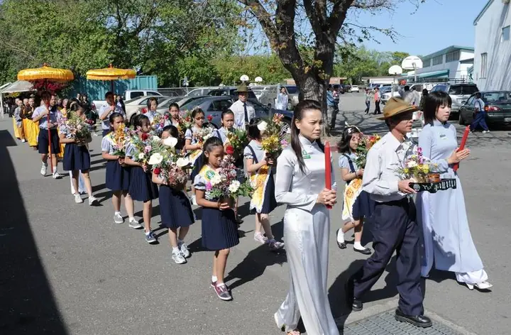 Chùa Cho Phật Tử Ở Lại: Hướng Dẫn Chi Tiết Từ A-z