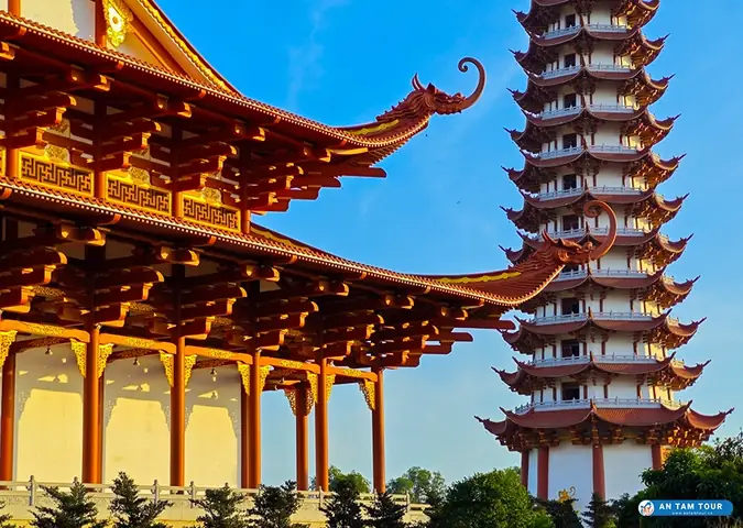 Chùa Có Tượng Phật Ngọc Lớn Nhất Việt Nam