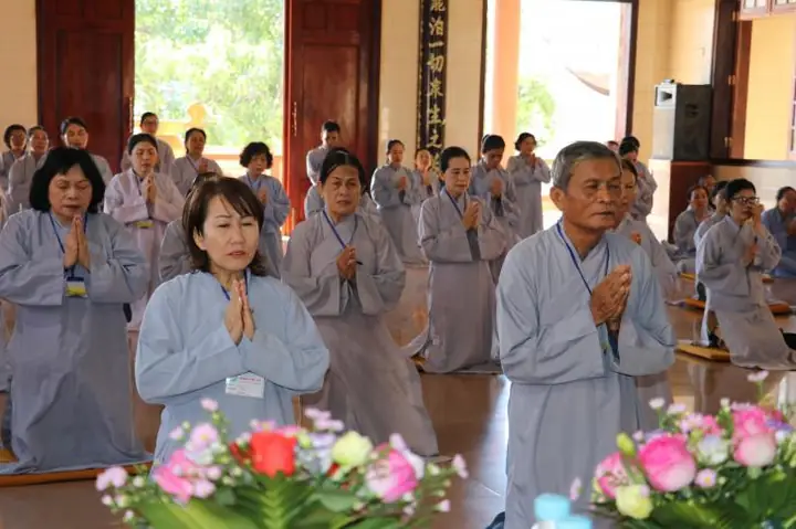 Phan Thiết: Chùa Tỉnh Hội Phật Ân Tổ Chức Ngày Tu Bát Quan Trai Giới