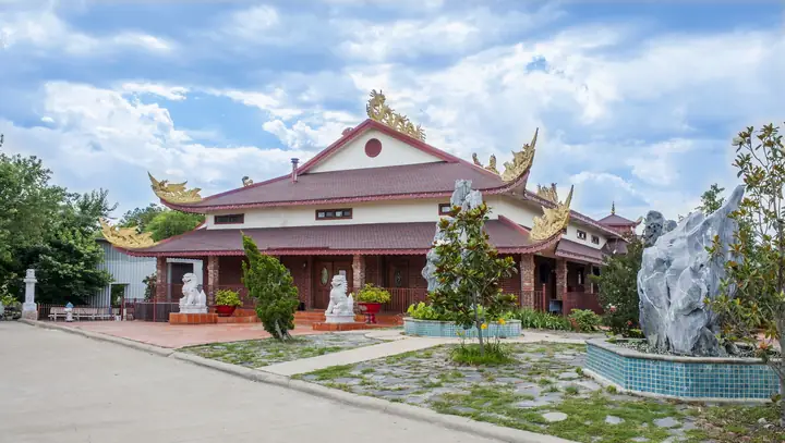 Chùa Pháp Vân, Pomona - Ngôi Chùa Phật Giáo Nguyên Thủy Việt Nam Đầu Tiên Tại Hoa Kỳ.