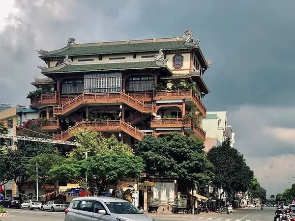 Chùa Phật Học Ninh Kiều Cần Thơ: Lịch Sử, Kiến Trúc Và Giá Trị Tâm Linh