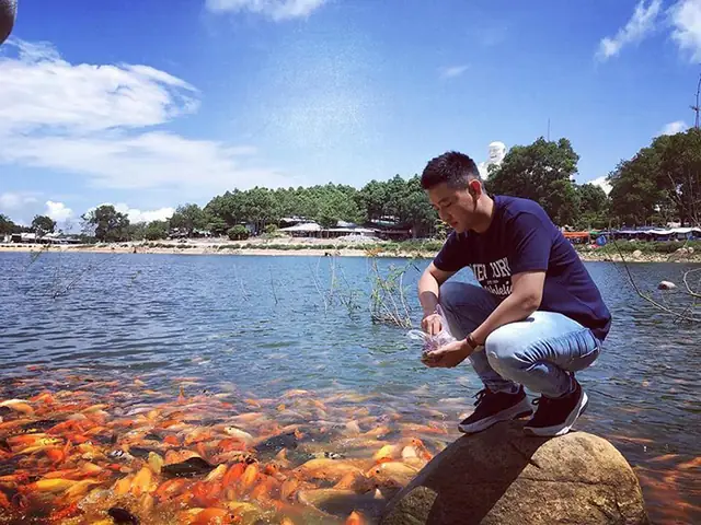 Chùa Phật Lớn An Giang - Ngôi Cổ Tự Nằm Trên Núi Cấm