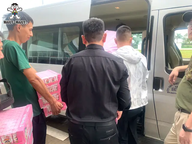 Quyên Góp Tặng Quà Cho Mái Ấm Chùa Phật Minh - Bến Tre