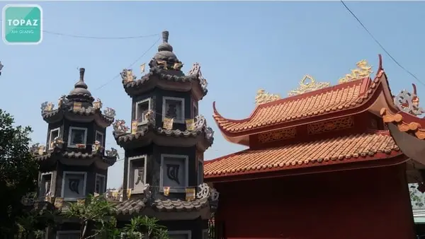 Khám Phá Kiến Trúc Chùa Bánh Xèo