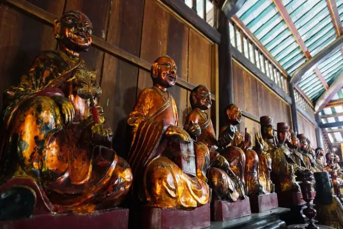 Kiến Trúc Đậm Màu Sắc Phật Giáo Của Chùa Hội Khánh Bình Dương