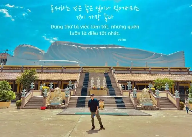 Kiến Trúc Đậm Màu Sắc Phật Giáo Của Chùa Hội Khánh Bình Dương