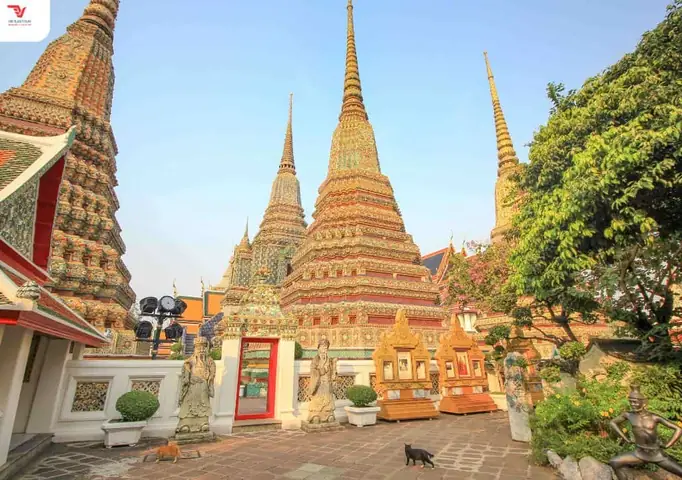 Vẻ Đẹp Kiến Trúc Của Chùa Phật Nằm Ở Thái Lan