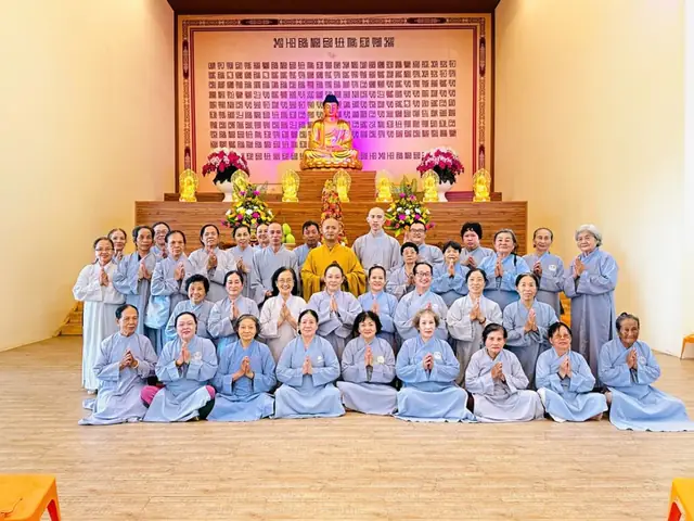 Kiên Giang: Khóa Tu “bát Quan Trai” Tại Chùa Phật Quang Phổ Chiếu, Một Ngày Tu Học An Lạc