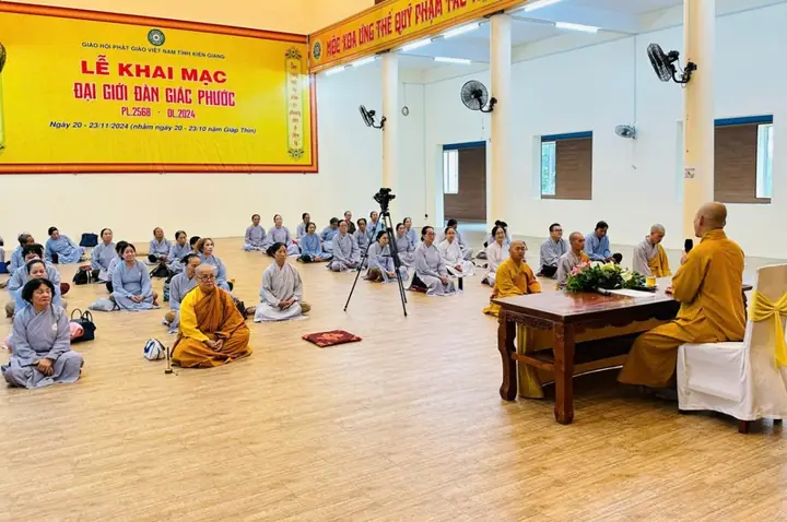 Kiên Giang: Khóa Tu “bát Quan Trai” Tại Chùa Phật Quang Phổ Chiếu, Một Ngày Tu Học An Lạc