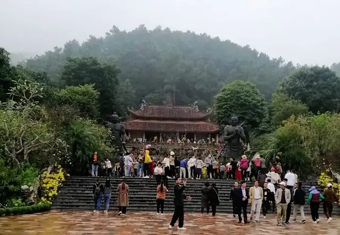 Chùa Phật Quang Hà Nam - Địa Điểm Du Lịch Tâm Linh Đặc Sắc Mới