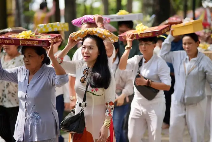 Tp.hcm: Chùa Bửu Quang - Tổ Đình Phật Giáo Nam Tông Kinh Tổ Chức Đại Lễ Dâng Y Kaṭhina 2025