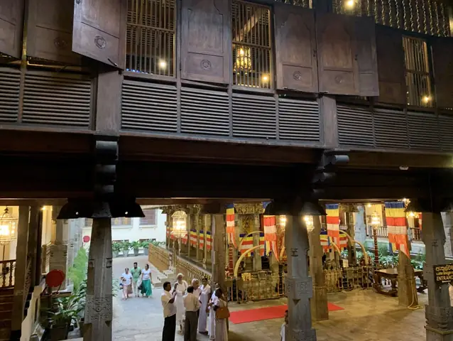 Chùa Răng Phật Sri Lanka