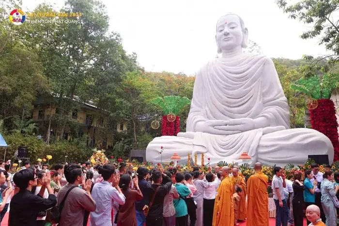 Hệ Sinh Thái 'khủng' Của Sư Thích Chân Quang Phủ Sóng Khắp Cả ...