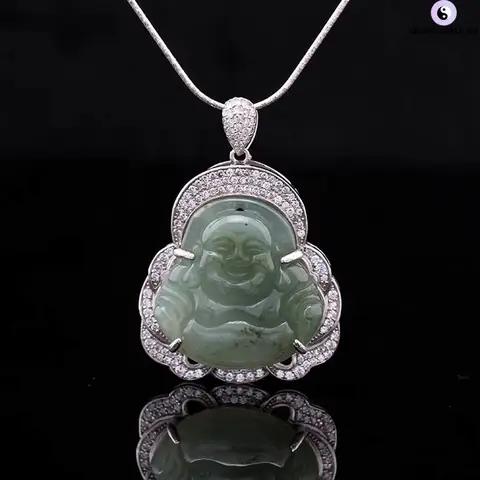 Có Nên Đeo Tượng Phật Trên Người Không?